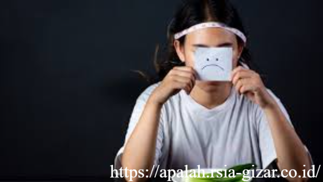 4 Risiko Penyakit Ini Menghantui Jika Keseringan Makan